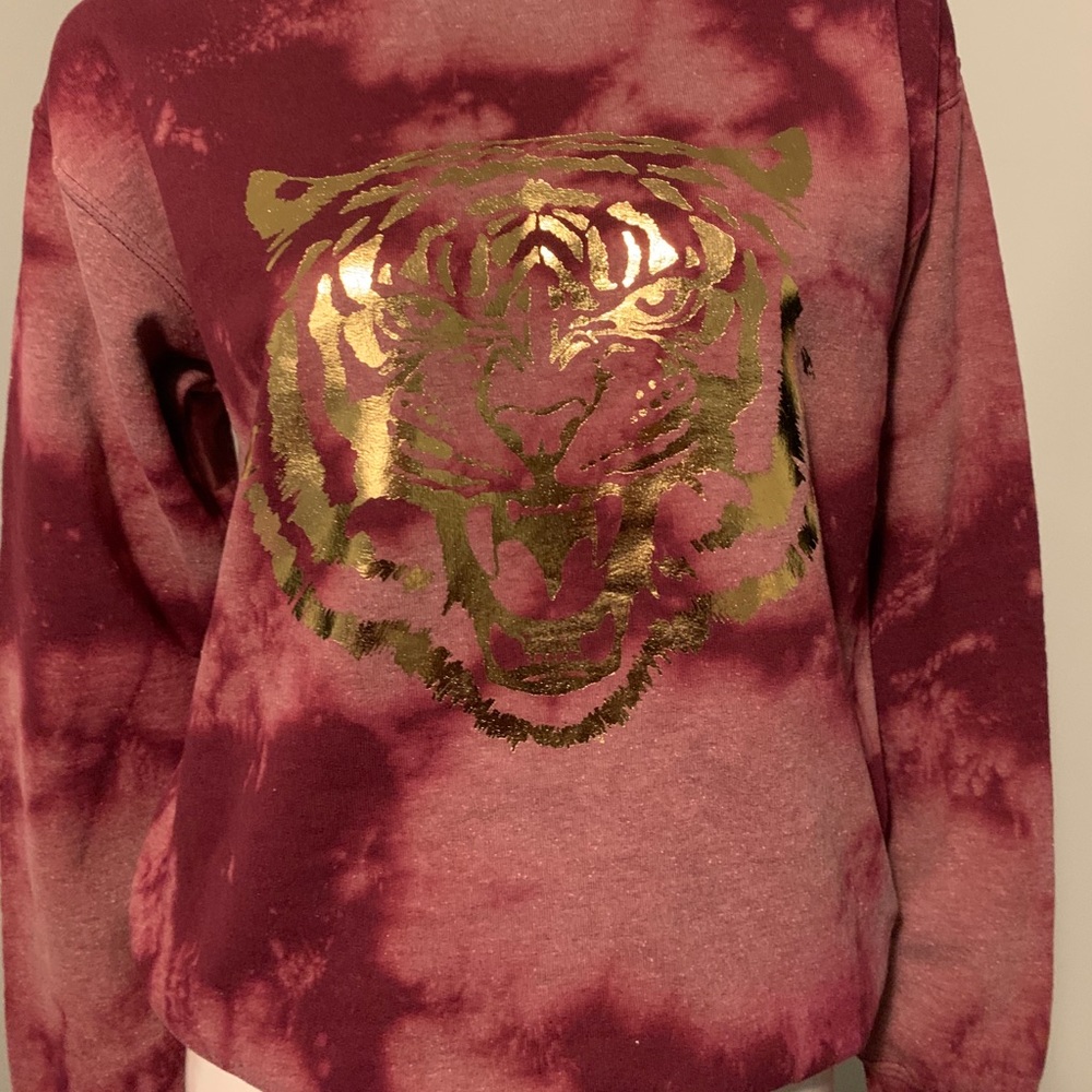 Gorgeous Tie Dye Crew With Gold Foil Tiger